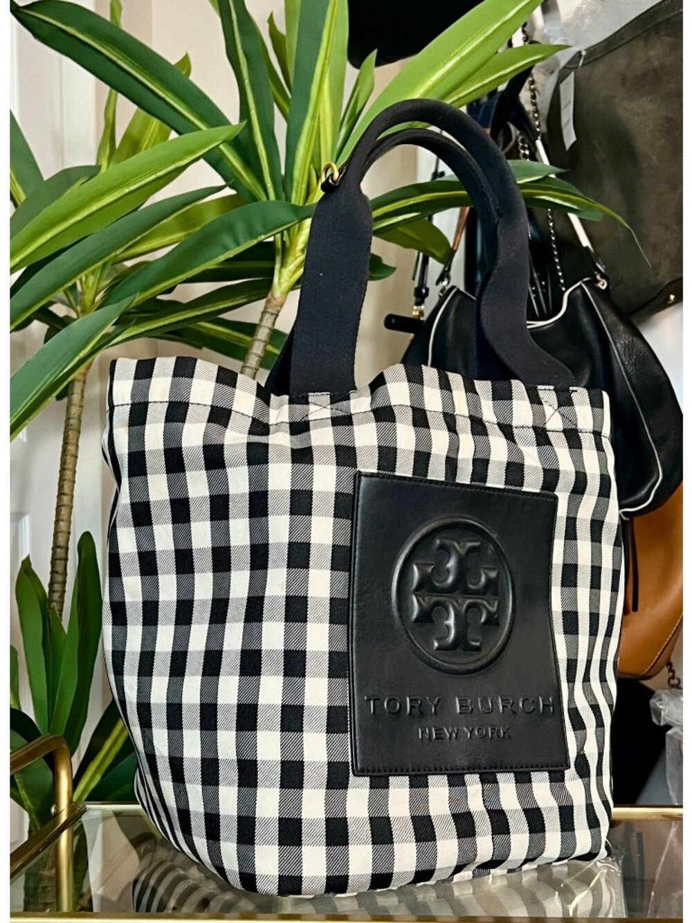 TORY BURCH BLACK AND WHITE PIPER GIGHAM TOTE - Picture 5 of 11